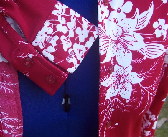 Vintage Groovy Floral Button Up Blouse - Red and … - image 5