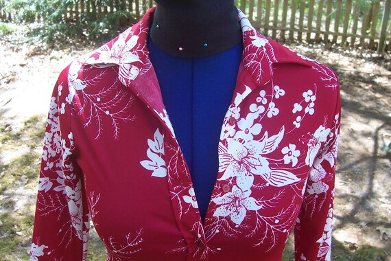 Vintage Groovy Floral Button Up Blouse - Red and … - image 4