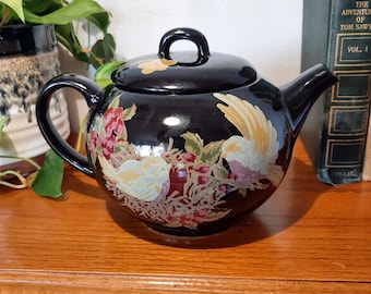 Birds and fruit teapot homecoming china black