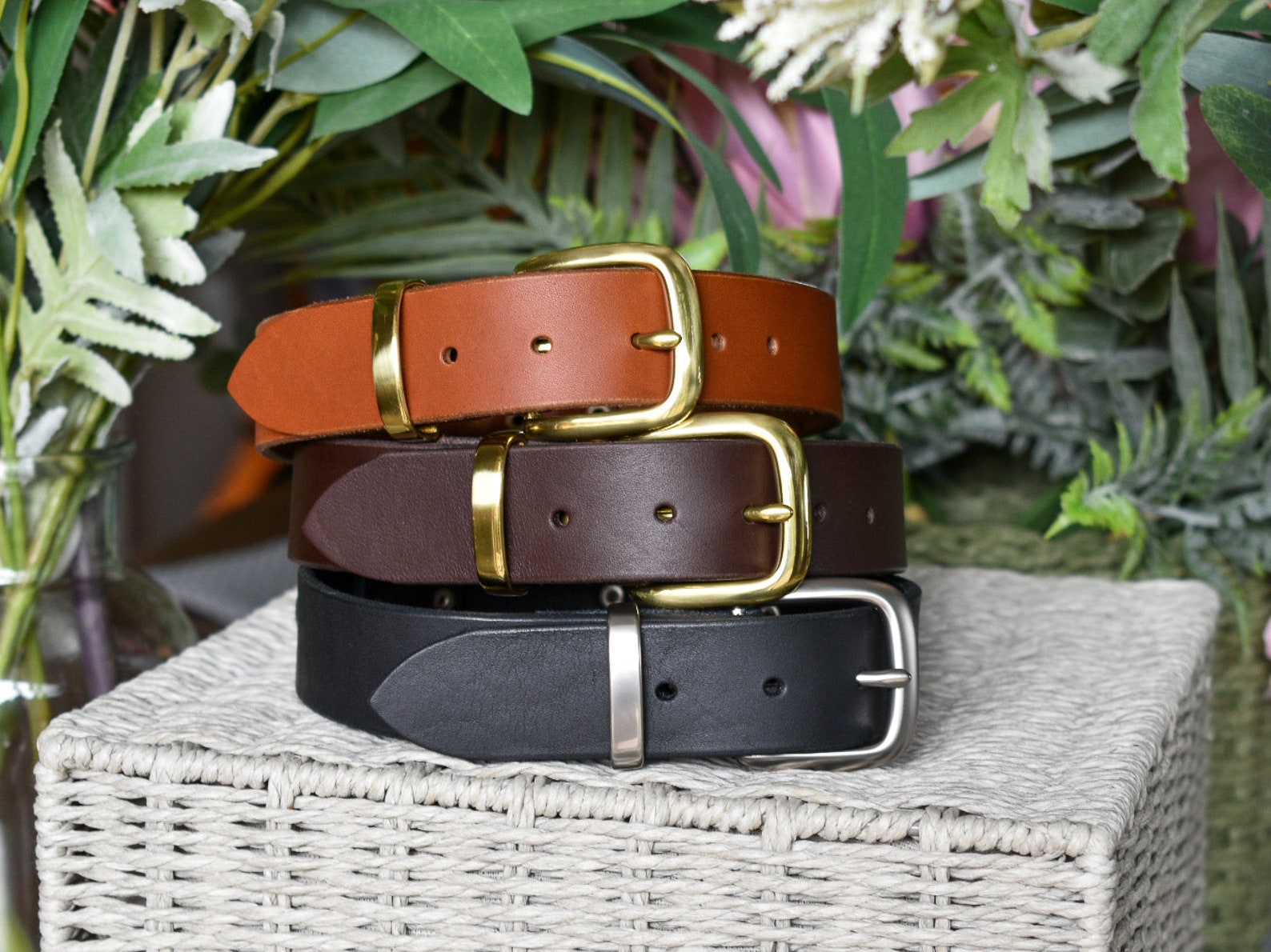 15+ Amazing Leather Dog Collars From Australian Creatives (2022 Update)
