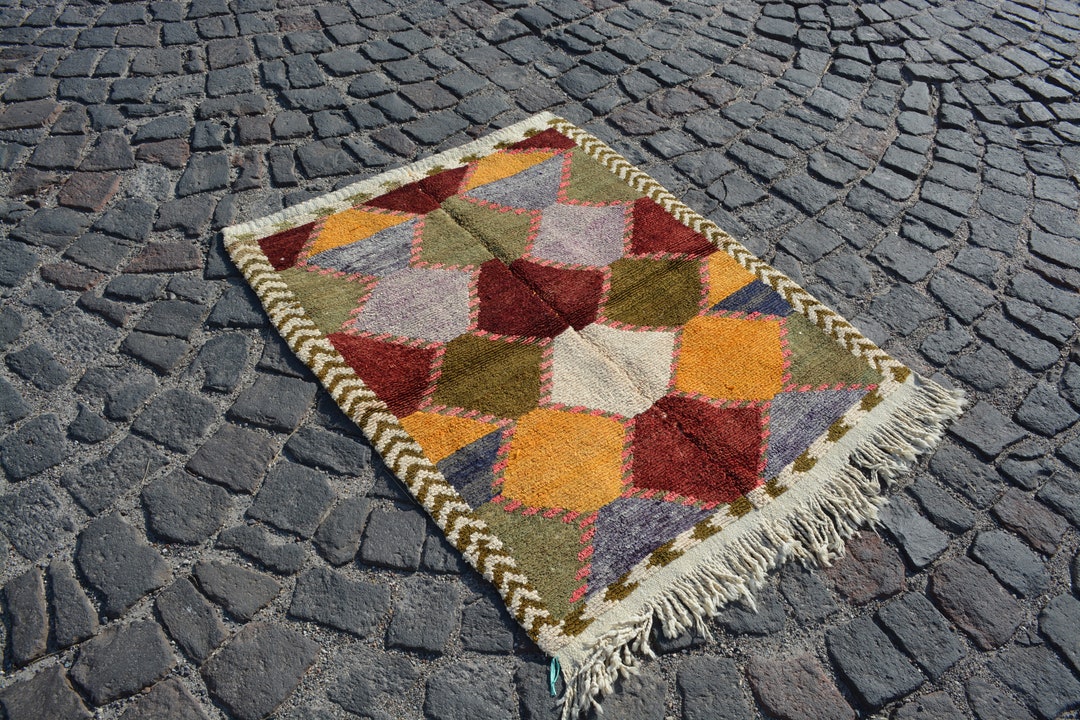Uluru Rugs Design Rugs, House Rugs, Indoor Rug, Flooring Rug, Low Pile Rug ...