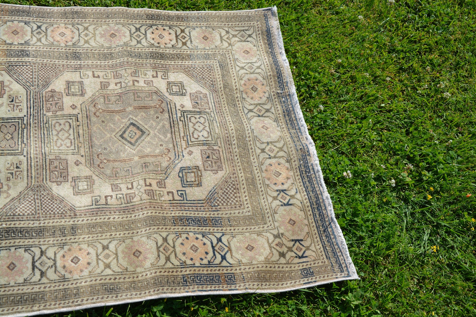 Turkish Rug Brown Turkish Cream Color Rug Vintage Turkey Etsy