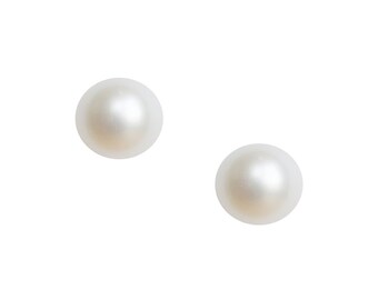 Akoya Pearl Studs