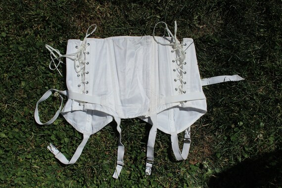 S/M-1950’s/60’s “Camp” Brand Fan Laced Girdle - Gem