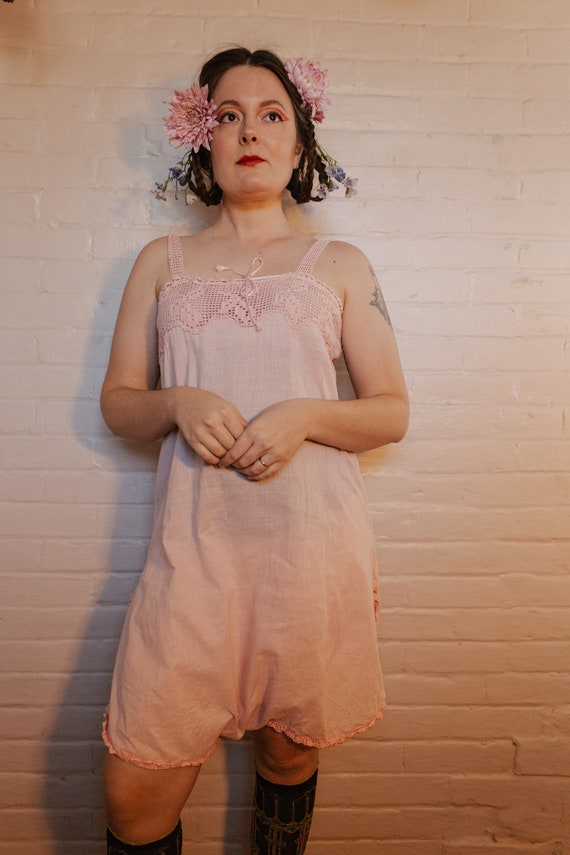 XS-L-- 1910's/20's Pink Step-in Chemise