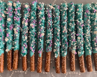 12 Mermaid themed chocolate covered pretzel rods