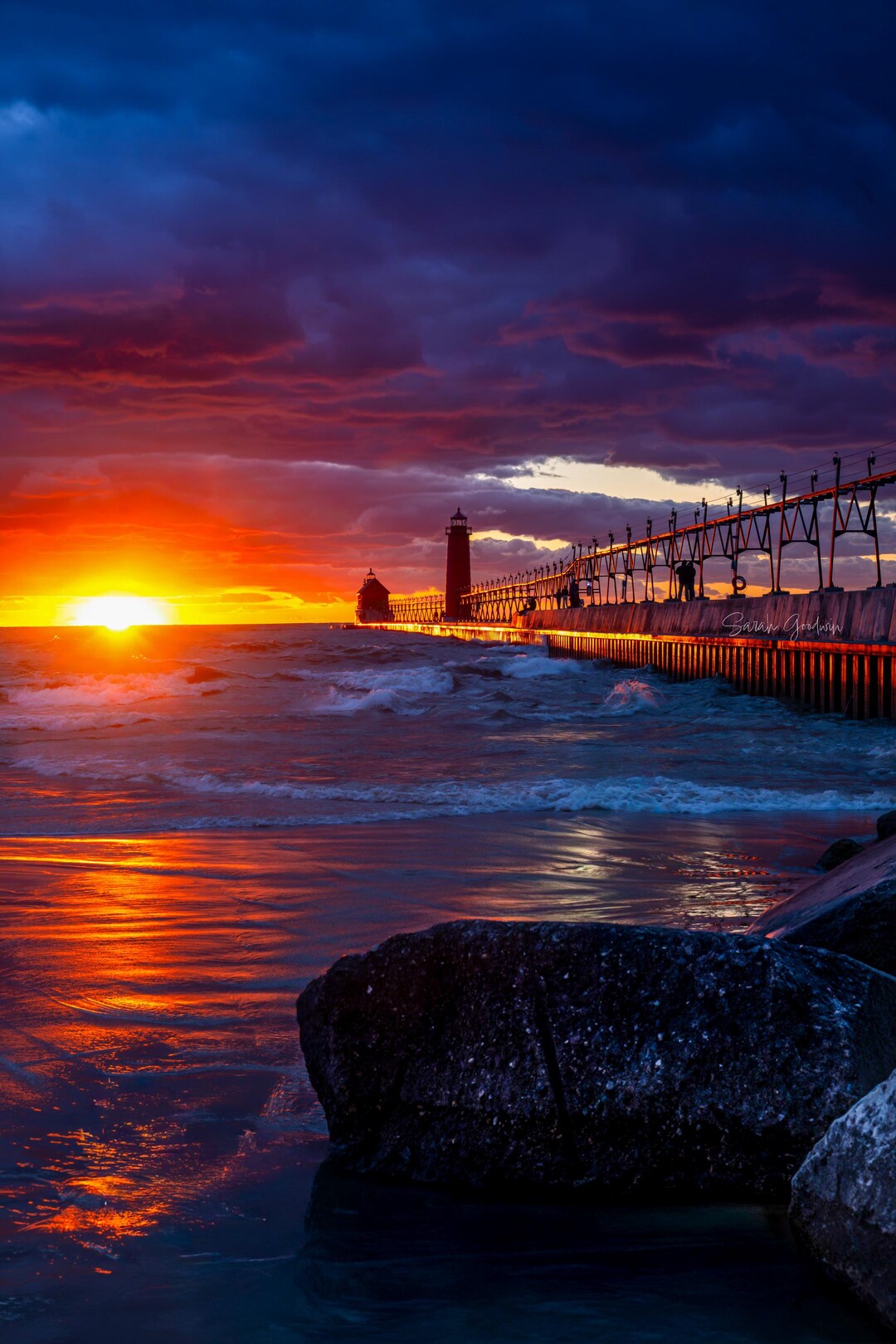 October Lighthouse October Burn / Lighthouse / Sunset / Autumn / Weather / Michigan ...