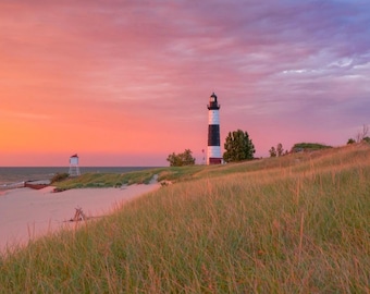 Pretty In Pink / Faro Big Sable / Atardecer / Fotografía de Michigan / Lienzo / Impresión en metal / Arte mural
