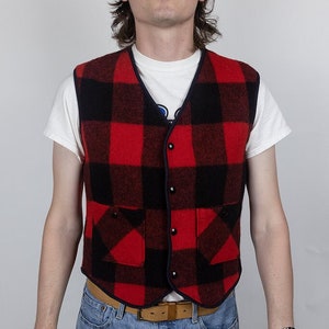 Men's red deals blaze vest