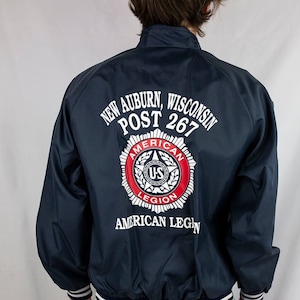 Vintage 80s New Auburn Wisconsin American Legion Post 267 Full Zip Bomber Jacket Size Large Navy Blue Made in USA