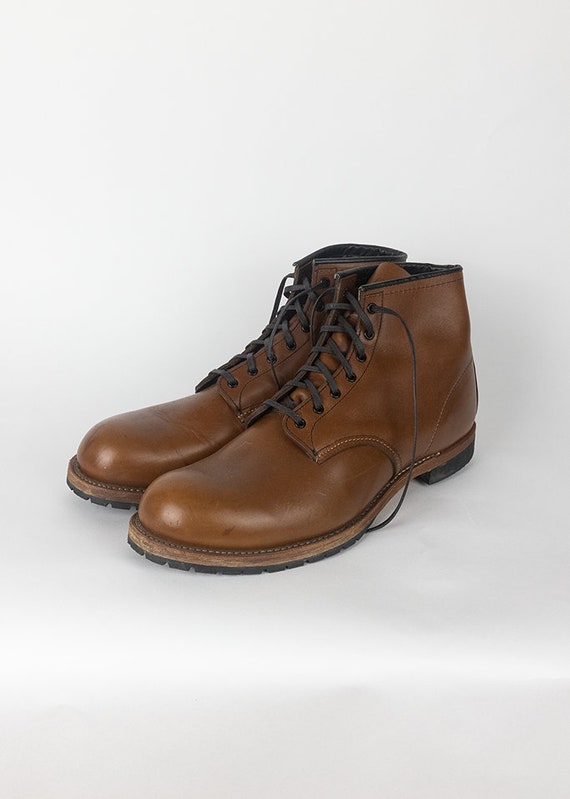 Vintage Red Wing 9016 Beckman Round Toe Cigar Feat