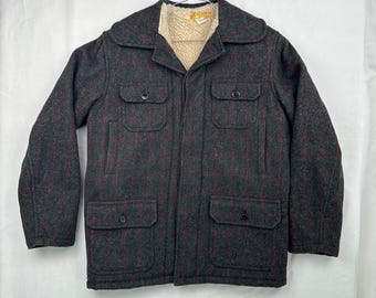 Chaqueta estilo crucero de lana Mackinaw con forro de sherpa de Bemidji Woolen Mills, vintage de los años 70, abrigo de campo de tweed a cuadros Adirondack gris, talla 40L, mediana, alta y larga.