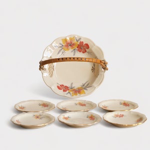 Porcelain bowls 7 pieces Schwarzenhammer BAVARIA with floral decor and gold rim
