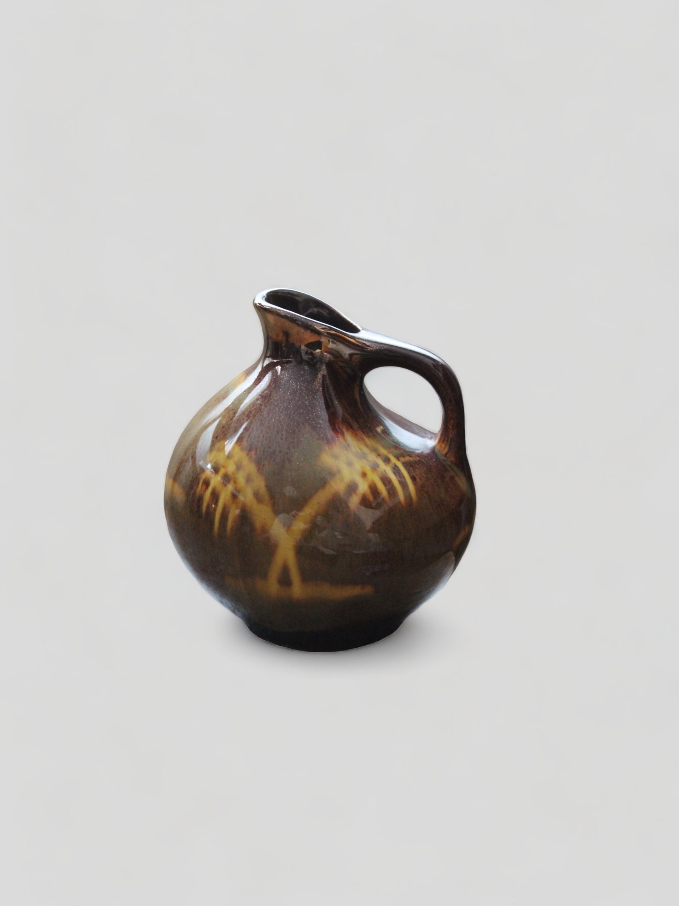 ヴィンテージの陶器製ゴールデンブラウンの花瓶 - Etsy 日本