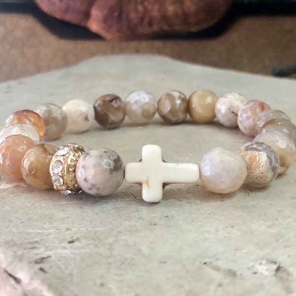 Faceted Agate Gemstone Bead Bracelet, Cross Charms, Stretch Cross Bracelet, minimalism, danty cross Bracelets, Gemstone Jewelry, Shabby Chic