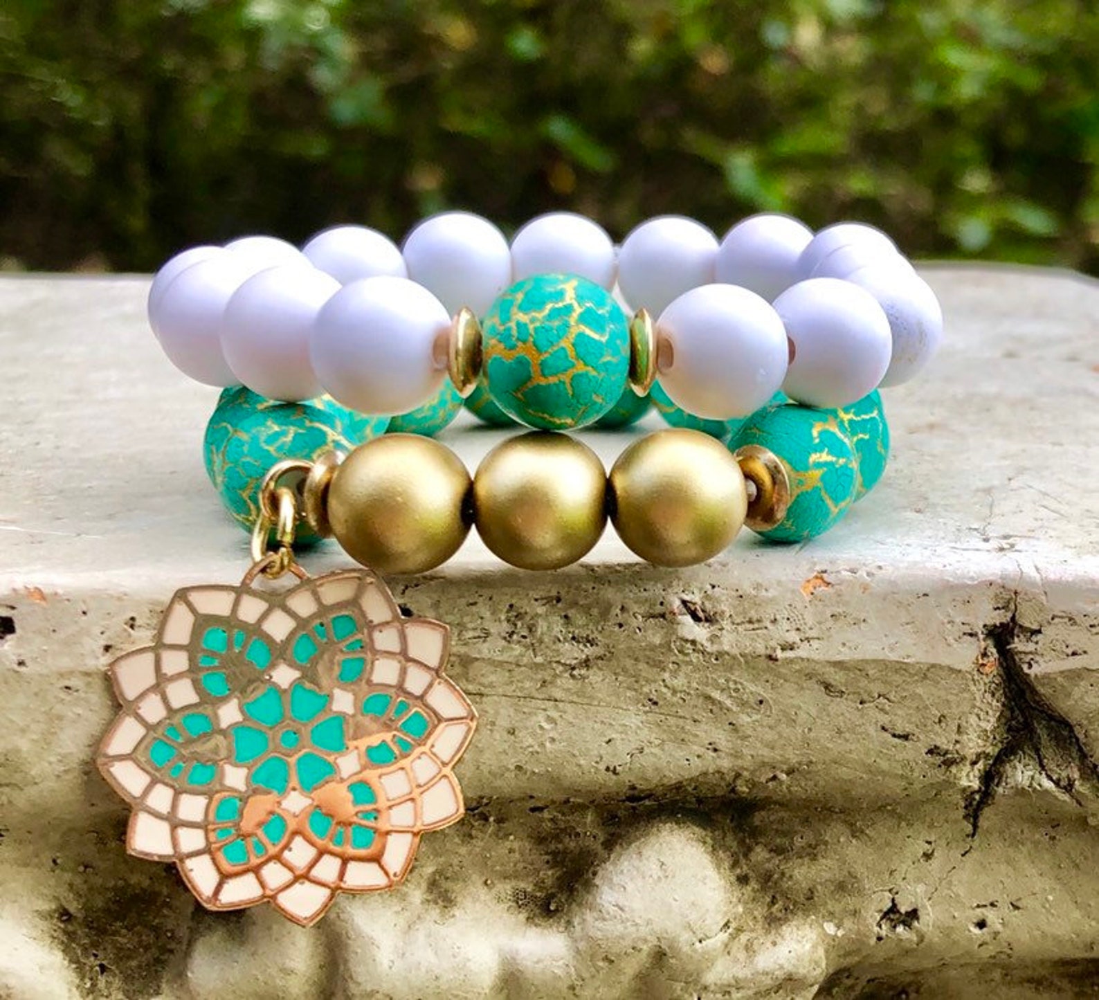 Gold agate bracelet Clearance