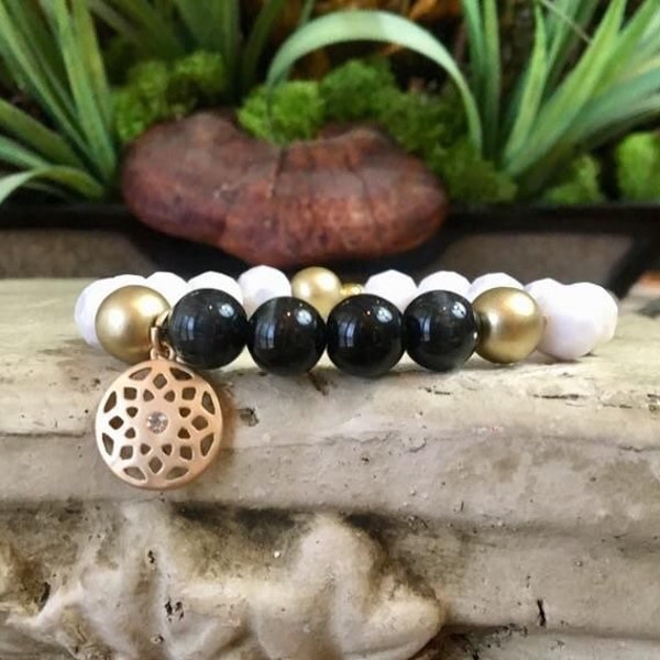 Cracked White Jasper Beaded Bracelet with Silver Disc Charm image 1