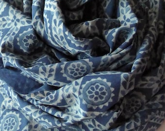 Fabric Floral Chessboard Pattern in Indigo Blue Shades,Block Print Fabric India, 100% cotton, Indian ethnic boho,fabric by meter, #IN07_ITO