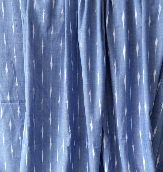 Ikatstoff Azurblau mit gestrichelten Streifen in Weiß, Handloom Indien, Chambray blau weiß, 100% Baumwolle, Meterware Stoff, IKA107_FAB
