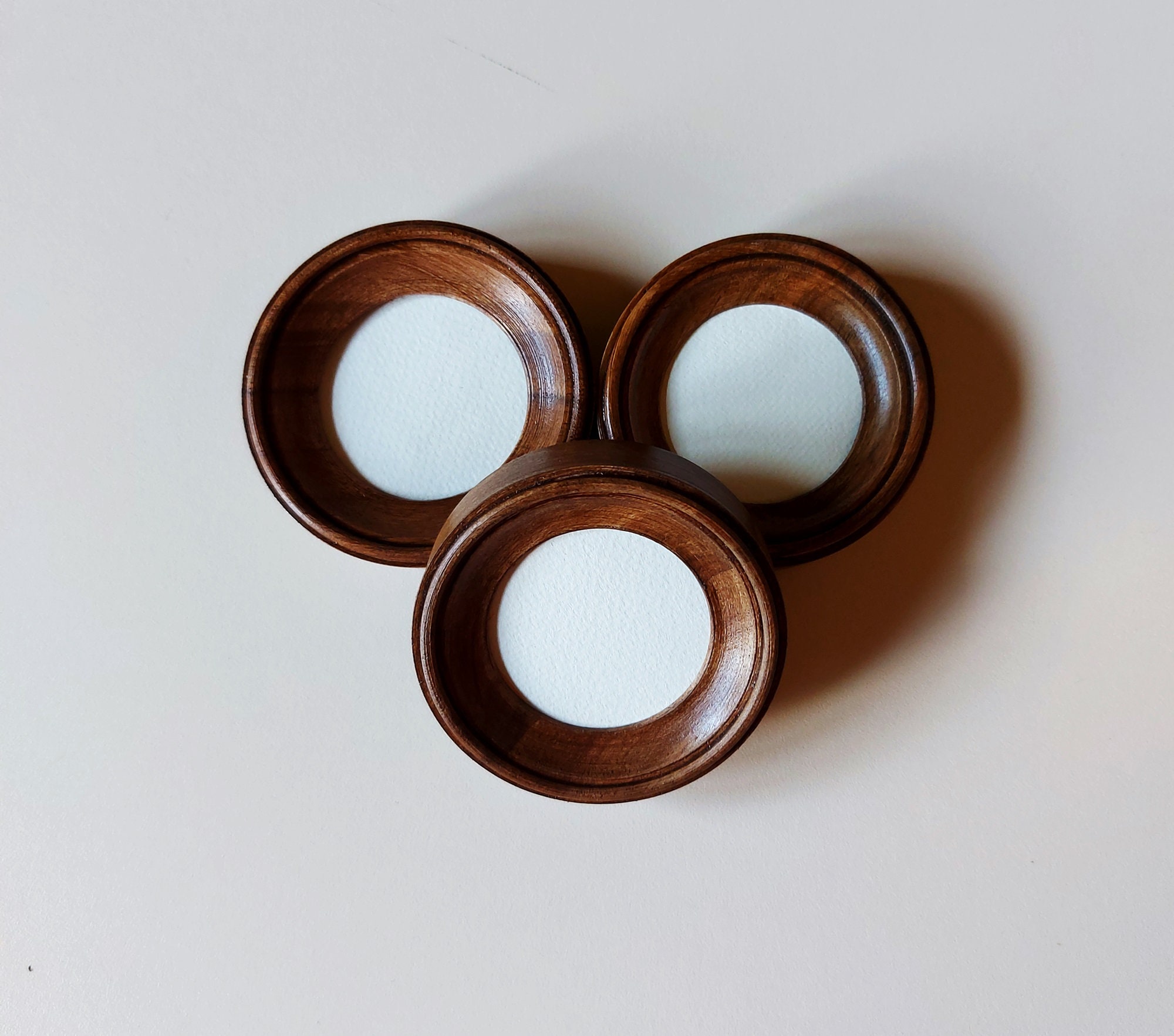 Small picture frames 2x2 Сircular frame Round frame round Etsy