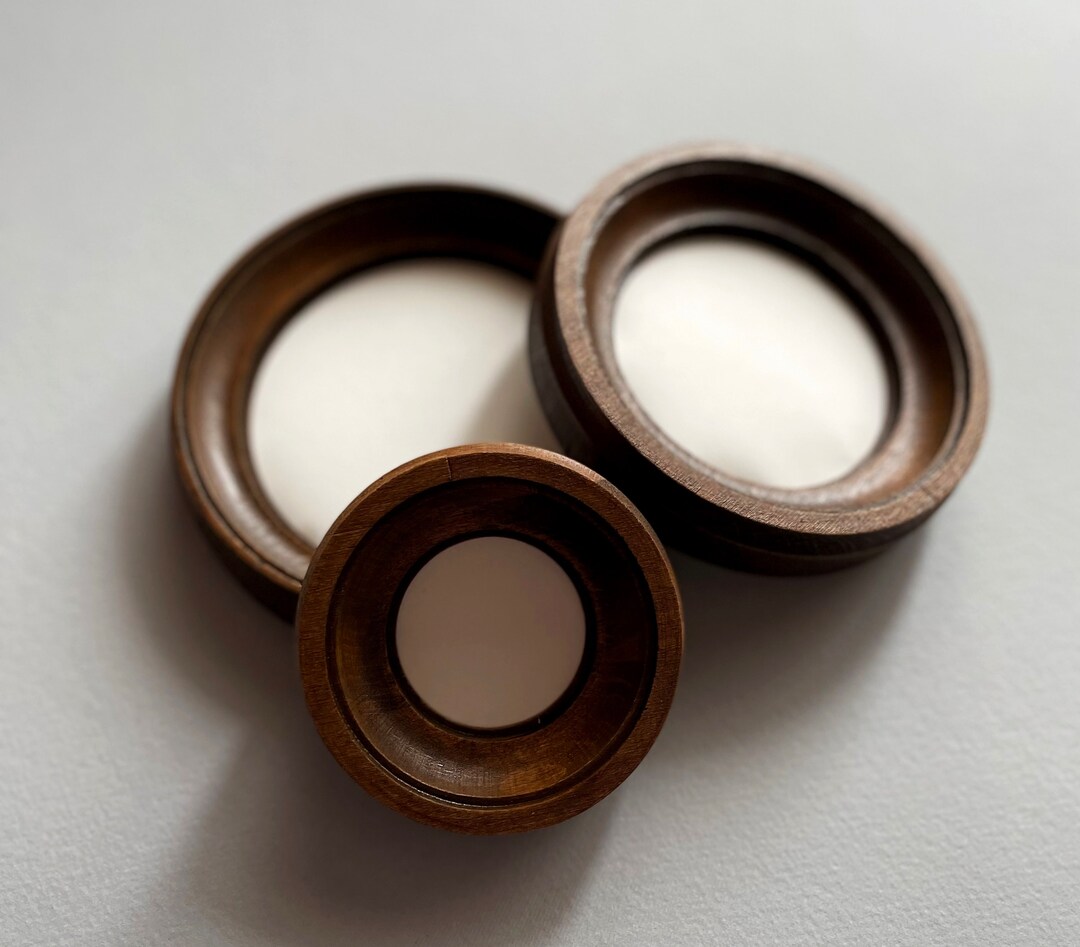 Round Picture Frames Circle Picture Frame Brown Round Frame Round