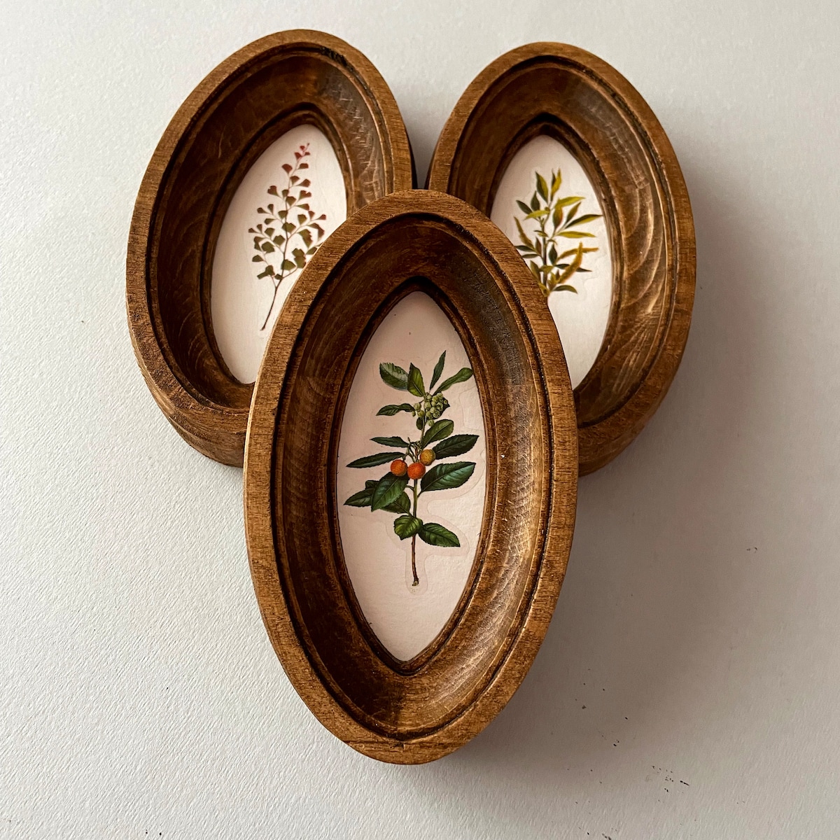 Mini Oval Frames