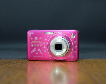 Sony Cybershot DSC-W310 12.1MP 4x optical Zoom Compact Digital Camera Pink. Vintage Digicam. Y2K Digital Camera. (Tested)