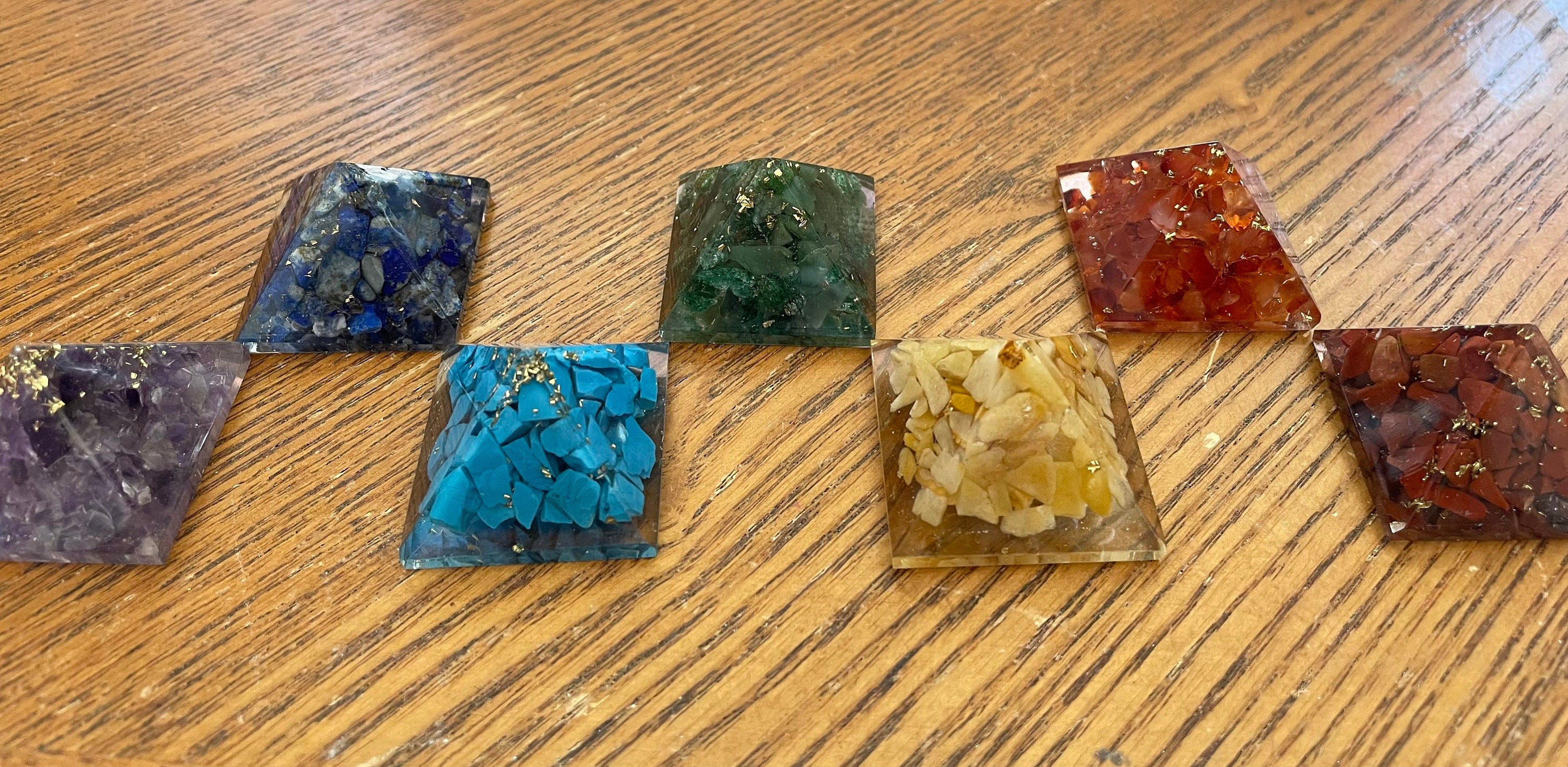 ミニオルゴナイト 7チャクラセット - Etsy 日本