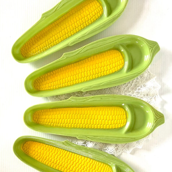 Vintage (Set of 4) Plastic Corn On The Cob Holders, Dishes, Plates - Retro Fun! Kitchenware, Picnicware