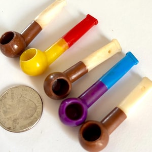 5 Piece Set  of Miniature Bubble Pipes  Prize-Cracker Jack/Gumball Toy