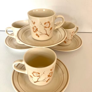 Vintage (Set of 4) CORELLE by Corning Cups/Saucers &quot;Orange Blossom&quot; Pattern - Made in the USA