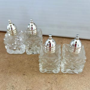 Vintage Japanese Salt and Pepper Shakers - Etsy