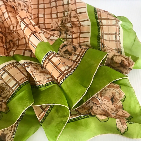 Vintage Silk Scarf With Roses and Green Border - … - image 6