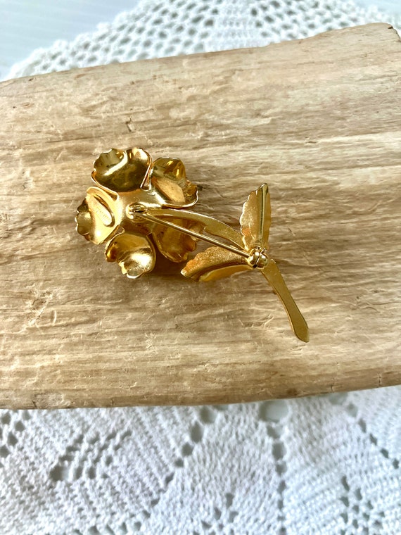 Vintage Giovani Flower Pin Brooch - Sculpted Deta… - image 8