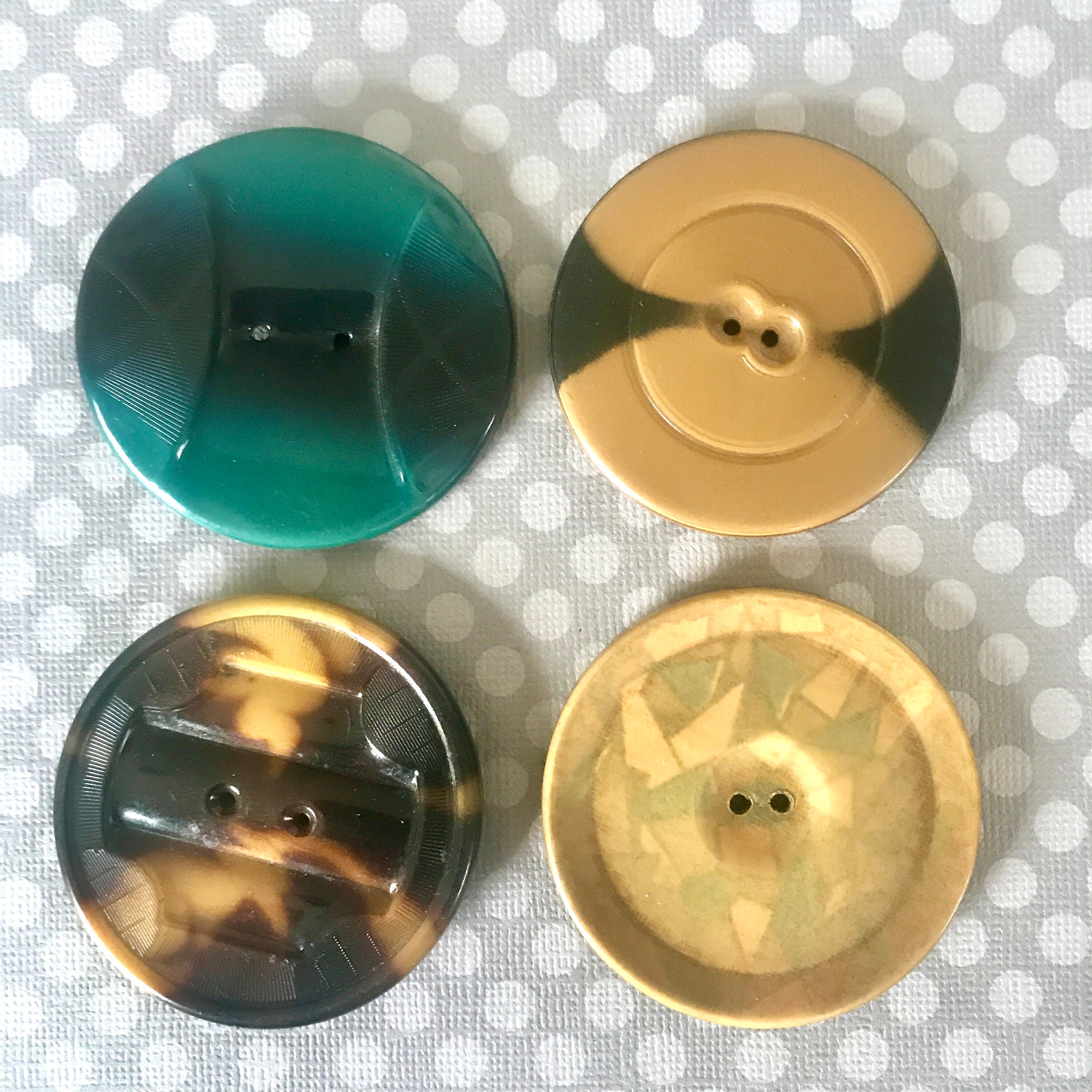 A Lot of 4 Large Celluloid Buttons With Metal Backings - Etsy