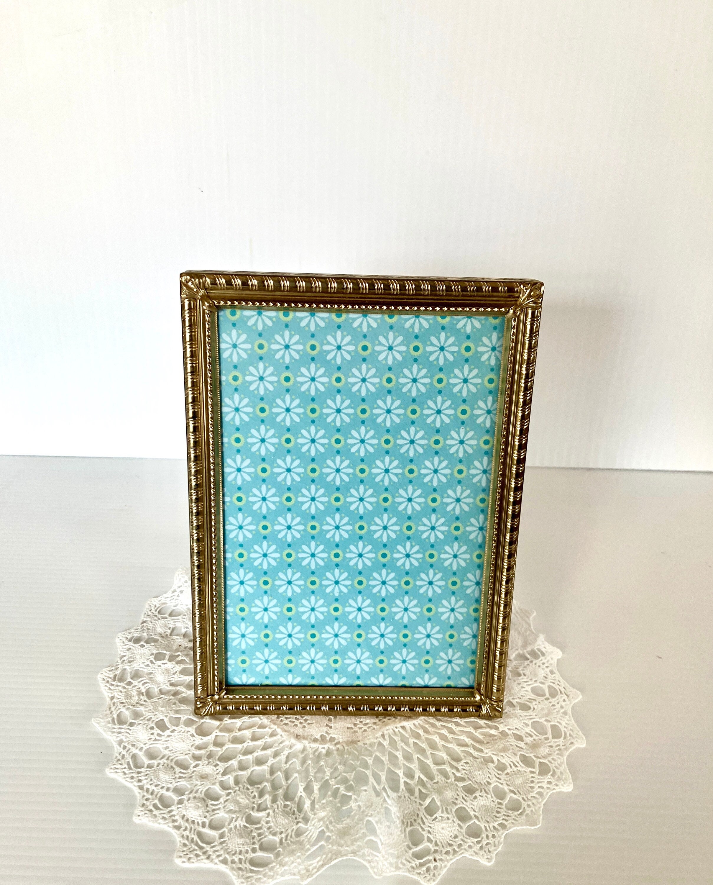 Vertical Tabletop Boho Glass Floating Picture Frame 4x6 or 5x7 Clear Frame  Wedding, Special Memories Gold or Black 