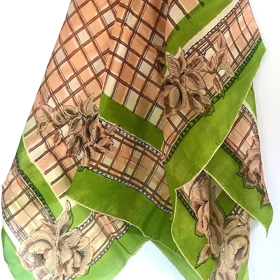 Vintage Silk Scarf With Roses and Green Border - … - image 2
