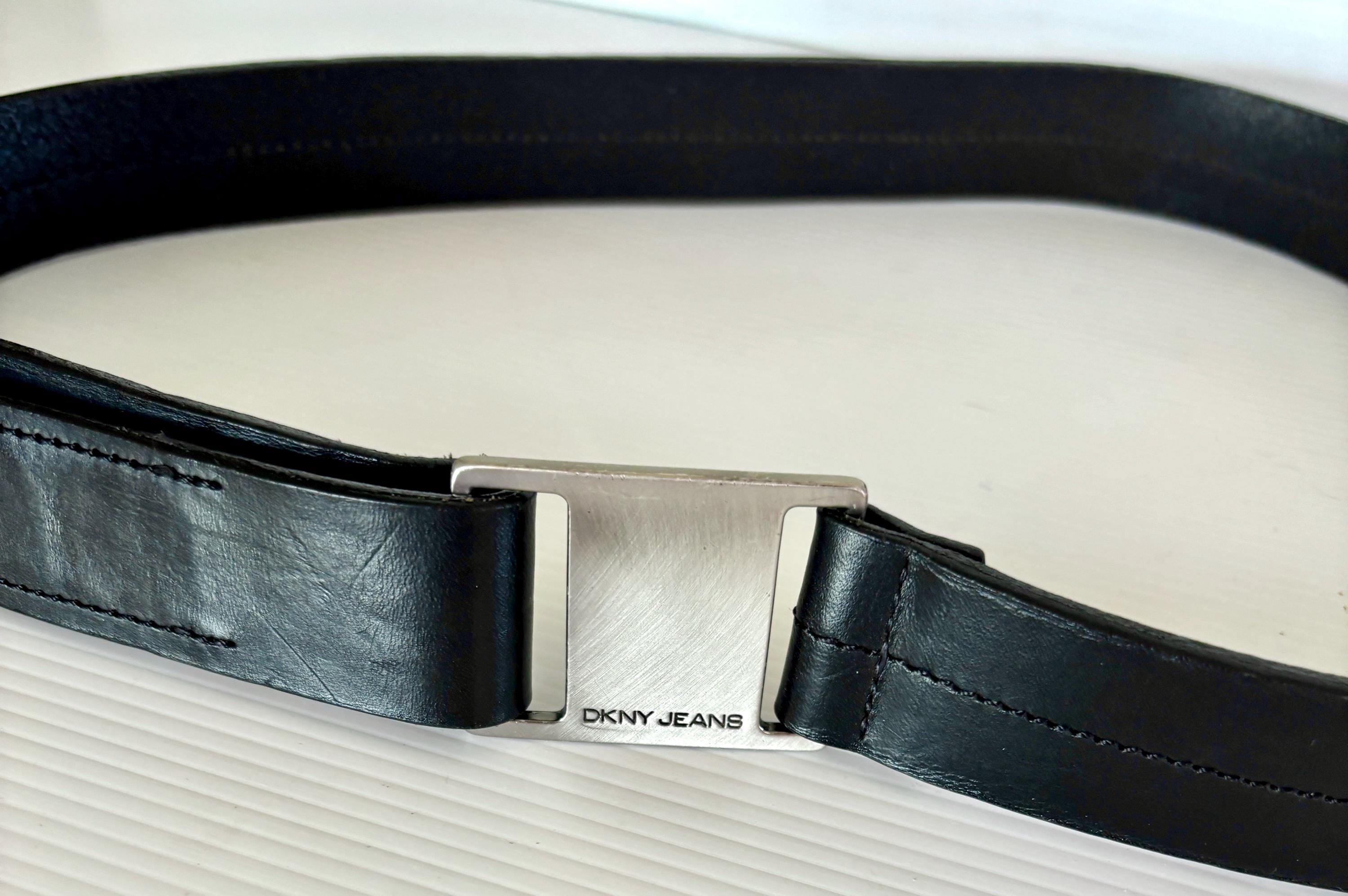DKNY belt with silver metal buckle Vintage DKNY Womens Reversible Blk /Silver Leather Belt Sz 33 pre  main image 4
