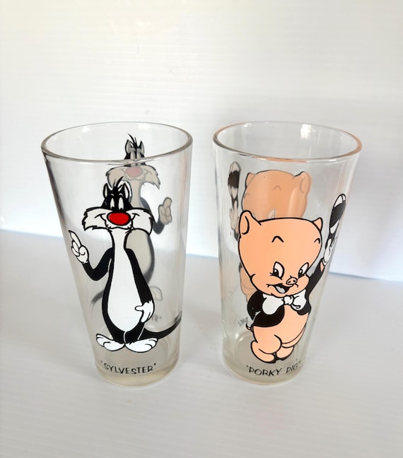 Vintage 1973 Warner Bros. Glasses: Porky Pig & Sylvester Cat Set