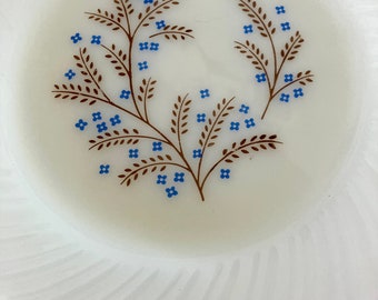Vintage Termocrisa Milk Glass Floral Plates (set of 3) - Etsy