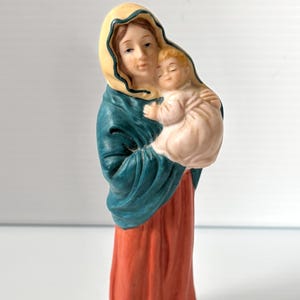Vintage Blessed Mother Mary & Baby Statue/ Madonna Child Jesus 7.5in Tall/Religious Figurine