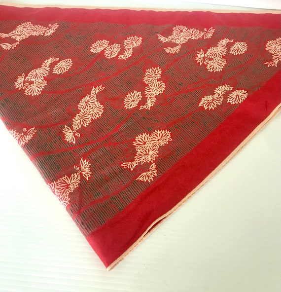 Vintage Scarf - Polyester - Triangle Shape -  Red… - image 9