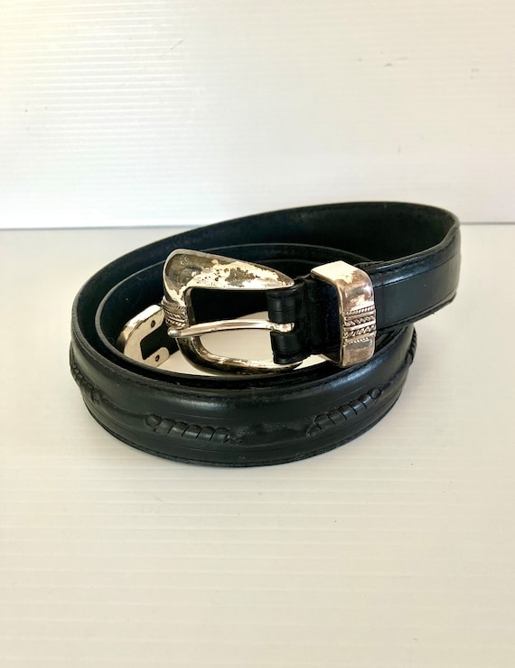 Vintage Textured Black Leather Belt - Shabby Silv… - image 4