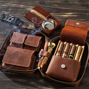 Handmade Leather Cigar Case with Wood Frame – Personalized Groomsmen or Father’s Day Gift – Luxury Travel Cigar case with Name or Logo