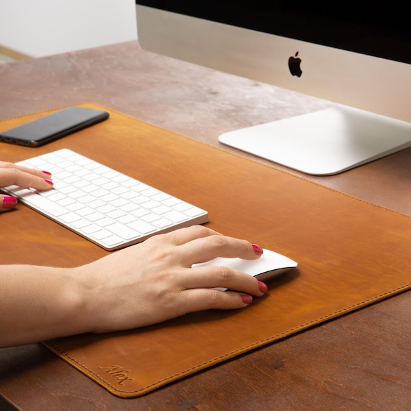 Personalized Leather Mouse Pad | Gift for Mom Dad | Handmade Desk Mat for Work or Home | Handmade Office Gift for Men Women