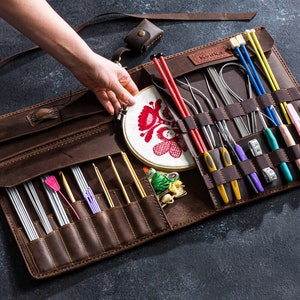 knitting supplies, leather knitting needles case, crochets needle case, personalized sewing organizer, gift for mum mom mother grandmother