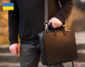 Personalisierte Leder Aktentasche Herren, Leder Herren Tasche für Laptop, Tablet Tasche, Laptoptasche, Bürotasche, schlanke Ledertasche