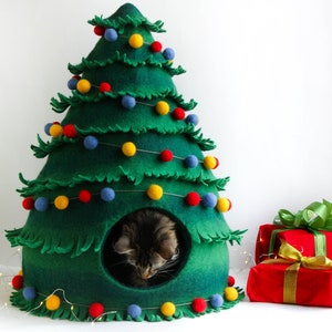 christmas tree shaped cat tree