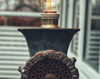 Lampe Interrupteur industriel Objet ancien détourné Métier création artisanale