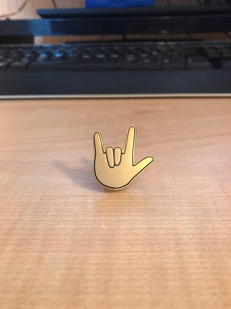 I Love You Sign Language Pin Badge Gift ASL BSL AUSLAN - Etsy